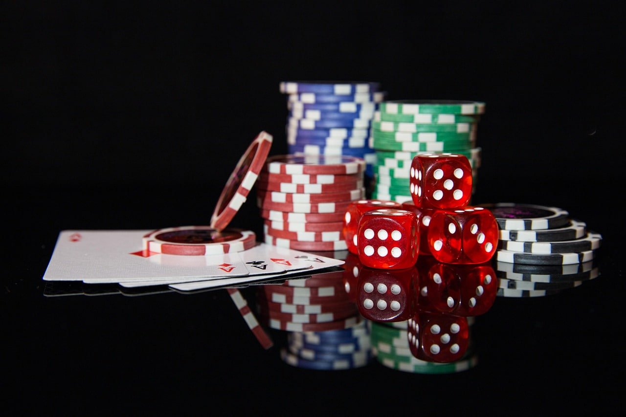 fantasibet withdrawal methods including DANA, OVO, GoPay, and bank transfer options